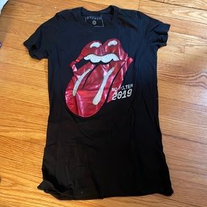 Fitted black Rolling Stones tee, size S